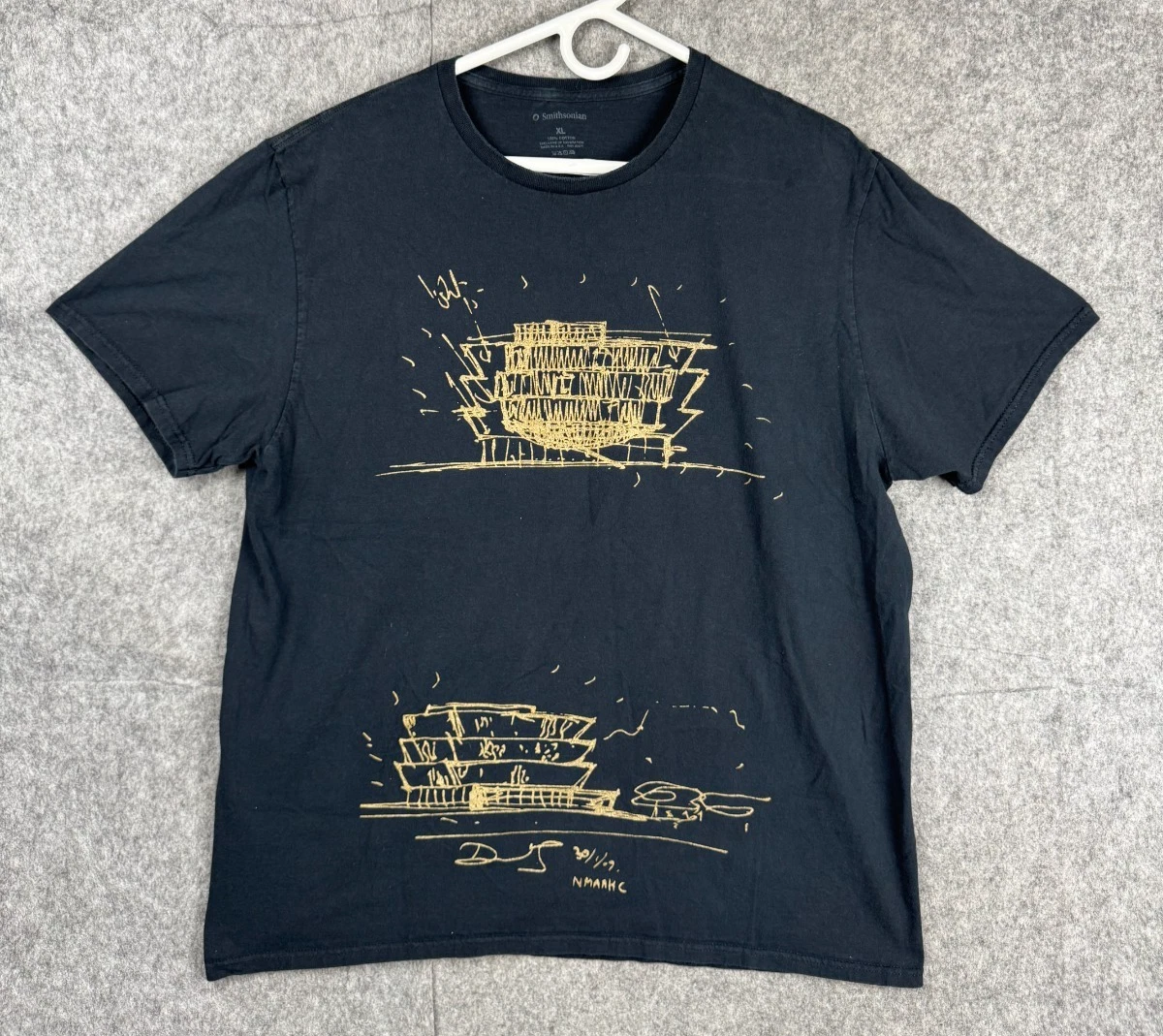 スミソニアン公式　アインシュタイン　Tシャツ 0e479391415809f6dbae0758cc49c6