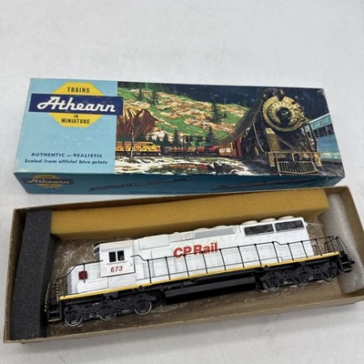 Athearn SD40-2 Powered  - CP Rail Custom #683 White Locomotive Engine DC Train - Image 1 of 4