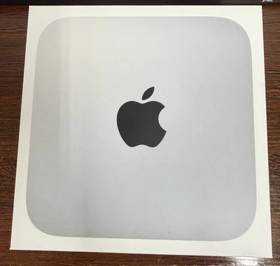 Computadora de escritorio Apple Mac Mini (chip M1, SSD de 1 TB, 16 GB RAM) - Excelente estado Foto 1 de 4