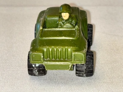 Vintage Hasboro Jeep 1994 Army Green Driver Man 2.5"L Hard Plastic Toy Car Truck - Image 1 of 4