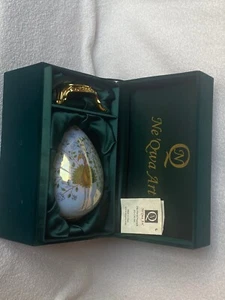 Vintage Ne’Qwa Art Unique Peacock Collectible Egg Ornament With Green Box - Bild 1 von 14