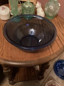 Pyrex Cobalt 1.5 Quart Bowl - Picture 1 of 4
