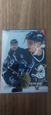 1994 1995 FLAIR HOCKEY BASE CARD U-PICK  TO FINISH YOUR SET - Image 1 of 4