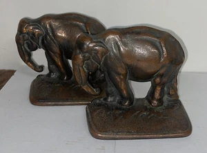 Elefante • Sujetalibros de hierro fundido ~ Vintage ~ Bronce ~ Juego de 2 ~ Excelente estado - Imagen 1 de 12