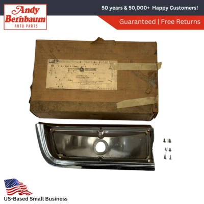 Plymouth Fury II 1967 pasajero derecho luz trasera lámpara carcasa 2606302 nuevo de stock Foto 1 de 4