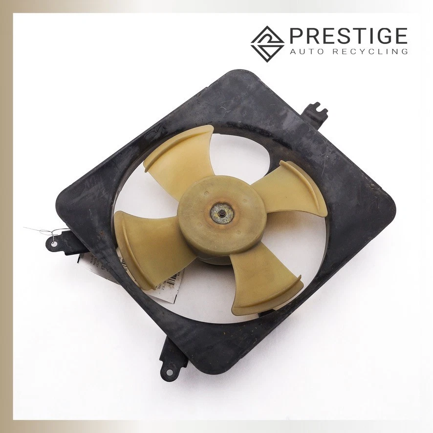 1997-1999 ACURA CL Condenser Cooling Fan Motor w/ Shroud 2.2/2.3L 38615-P0A-000 - Image 1 of 3