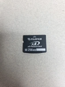 Fujifilm xD Picture Card 256MB Camera Memory Card (Fits Olympus) - Picture 1 of 2