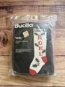 Medias Bucilla punto de cruz Navidad Noel 22” de largo nuevas de colección - Imagen 1 de 8