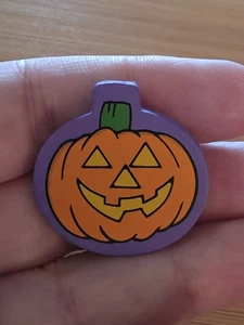 Happy Smiling Pumpkin, Jack O Lantern Pin - Bild 1 von 3