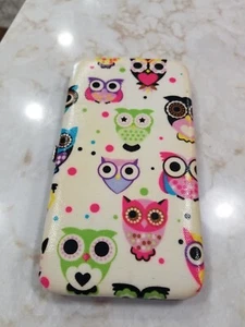 Owl Wallet Hard Sides 7.25" Long Credit Cards Money Change Multicolored Owls - Picture 1 of 6