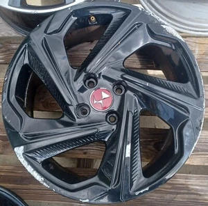 Jante Alu DS DS3 Crossback 18 Pouces - 7Jx18 CH4-35 - 9825299880 (2) - (D) - Foto 1 di 8