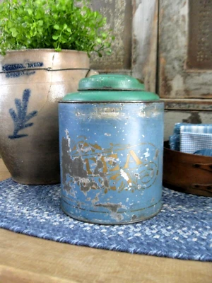 LG Early Antique Pantry Tin Canister Original Worn Blue and Green Paint - Image 1 of 4