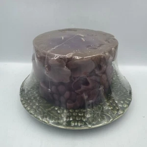 3 Wick Grapevine Candle Merlot Scented 3.5” H  5.75” W Signature Home Collection - Picture 1 of 4
