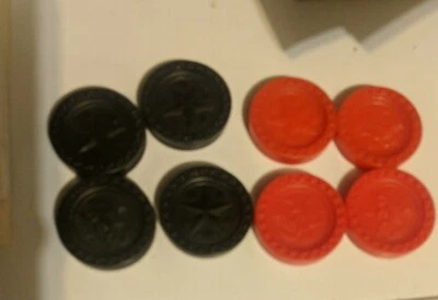 Connect Four Game Replacement Pieces (1998)  LOT OF 8 CHECKERS  4 RED & 4 BLACK - Image 1 of 3