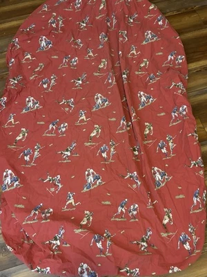 Sábana bajera Pottery Barn Kids doble roja tema fútbol americano Foto 1 de 4