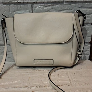 Vera Bradley White Faux Leather Crossbody Purse Lining Blk&White Clover Design - Picture 1 of 24