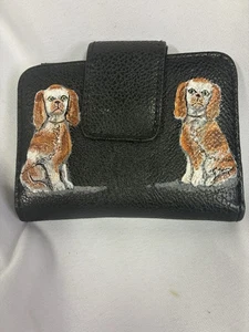 Handbemalte Staffordshire Spaniel Figur auf schwarzer Geldbörse 4 1/2 x 3 1/2" - Bild 1 von 9
