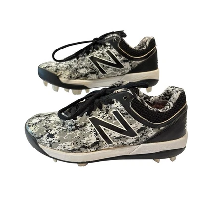 Botines deportivos de béisbol softbol New Balance talla 1 año nuevos en caja para niños jóvenes Foto 1 de 4