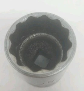 Snap-on Tools Made In USA SW-401 1/2" Drive 12 Point 1 1/4" Socket Read - Picture 1 of 8