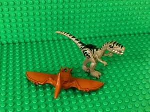 30478 LEGO Minifigure Dino Pteranodon w / Free Coelophysis (damaged leg) - Picture 1 of 3