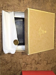 GUCCI VINTAGE EMBOSSED OLD PORTER EMBLEM CREST LEATHER WALLET BIFOLD ITALY ⚫️ - Picture 1 of 24