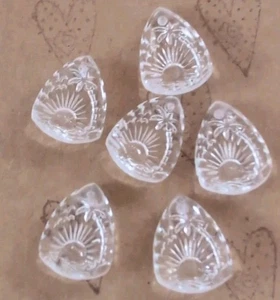 ♥Nr.D28- 6 Stück Vintage Anhänger aus Glas Palmen 13 mm Neugablonz ♥ - Picture 1 of 2