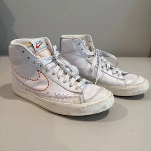 Nike BLAZER MID '77 Nike 101 White Sneakers (DX2350-100) 2022 Women’s Size 9.5 - Picture 1 of 10