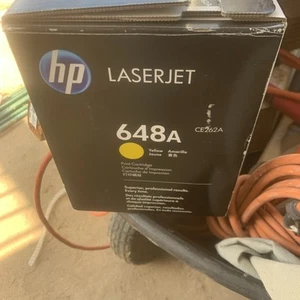 New HP CE262A 648A Yellow Toner Cartridge For LaserJet Enterprise CP4025 Black - Bild 1 von 4