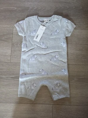 Suéter Janie & Jack Bebé Cebra Una Pieza 3-6M Gris  Foto 1 de 3