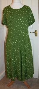 SEASALT Pickle Grass GREEN IVORY SPOTTY APRIL Midi DRESS 18 Fit & Flare Stretch - Picture 1 of 10