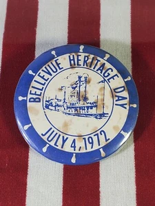 Vintage 1972 Bellevue Iowa Heritage Days "July 4 1792" Button Pin - Imagen 1 de 1
