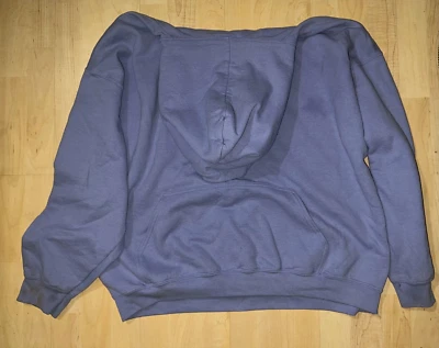 2XL blueish purple sweatshirt that has been worn a few times not to bad of shape - Imagem 1 de 2