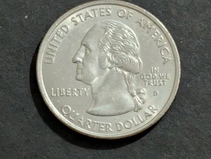 Moneda real 2001 D New York Quarter Liberty circulada sin clasificar sin certificar - Imagen 1 de 2
