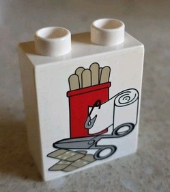 LEGO DUPLO - WHITE BRICK WITH GAUZE AND SCISSORS - 10527 VINTAGE AMBULANCE USED