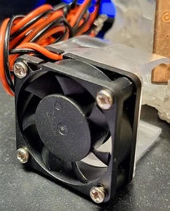 24V 3010 Fan + E3D V5 Transparent Bracket Set | NEW - Afbeelding 1 van 2