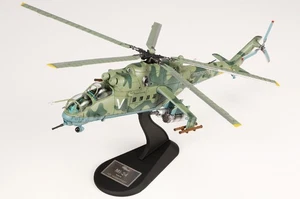 14005PE Panzerkampf Mi-24V Hind-E 1/72 Model Russian Army - Picture 1 of 2