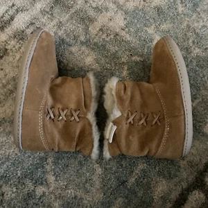 ROBEEZ LEATHER UPPER TAN FAUX FUR LINED ZIP BOOTIES BABY SZ 5 - Picture 1 of 12