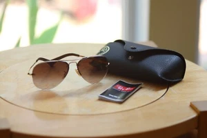 Rayban Iconic Aviator - Gold Metal Frame - Model RB3449 001/13 59-14 - Picture 1 of 12