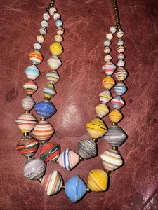 Vintage Handcrafted Uganda Multicolor Rolled Paper~Newspaper Beaded 30” Necklace - Imagen 1 de 18