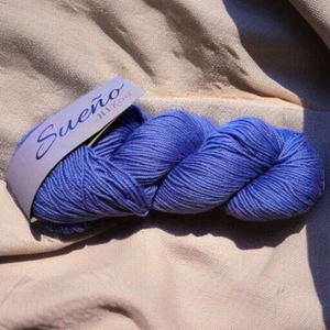 Sueno Worsted Yarn en Forget Me Not de HiKoo - Imagen 1 de 2