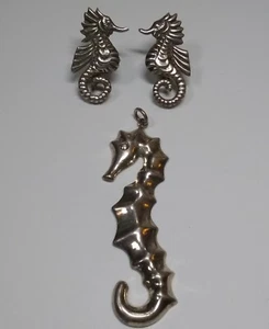 Sterling Silver Seahorse Pendant & Earrings Screw-back Vintage 925 Made n Mexico - Picture 1 of 12