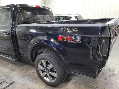 2015-2020 FORD F150 DRIVER SIDE REAR QUARTER PANEL BLACK 6'6 BED W/WHL MOULDING Foto 1 de 4