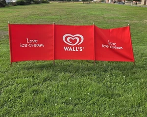 Walls Ice Cream Wind Breaker Beach Garden Camping Windbreaks Screen Red Cloth  - Picture 1 of 5