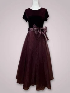 Vintage JS Collections Burgundy A-line Evening Gown Sz 14P Formal Wear - Picture 1 of 21