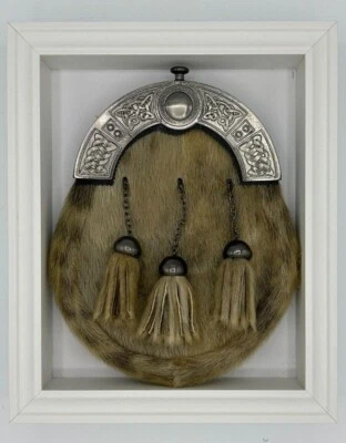 NEW Scottish CELTIC Cantle Dress Sporran Natural Sealskin with free chains £79