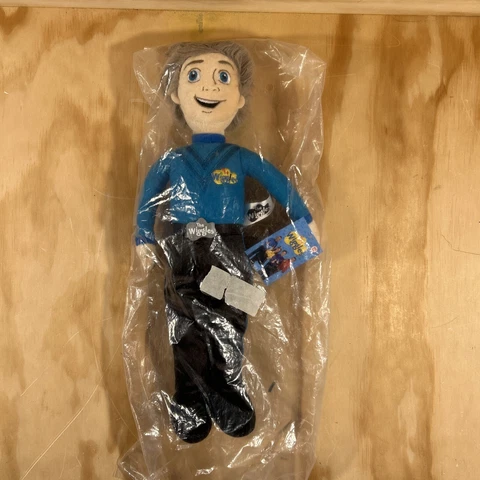 The Wiggles Blue Wiggle Anthony Field 14" Plush Doll Childrens Musical Group Cover