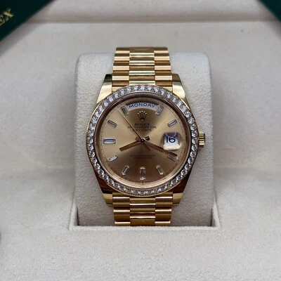 Rolex Day-Date 40 Champagne Baguette Diamante Oro 18K Diamante Bisel Presidente Foto 1 de 4