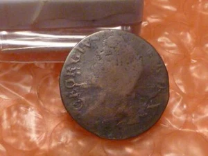 Original George II Colonial Times 1741-1754 Farthing Mis-Stuck & Thin Plachet - Bild 1 von 5