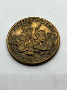 Metal Gold Toned Coin Medallion Pirates of Caribbean Walt Disney World 1.5" - Picture 1 of 5