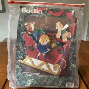 Bucilla Chock Full Of Toys # 83122 Centerpiece Felt Kit, 1994, Uncut (Open Kit) - Picture 1 of 6